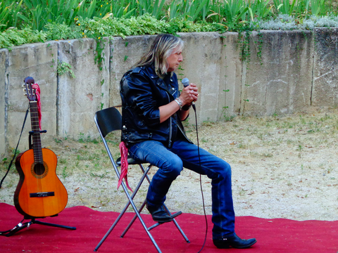 Mich'To chante Renaud